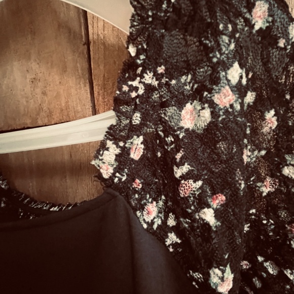 Free People Josie Long Sleeve Top in Black Combo Cotton Jersey Lace Size XL - Picture 13 of 16